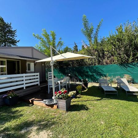 Avignon, Joli Chalet En Campagne Tres Proche De La Ville Экстерьер фото